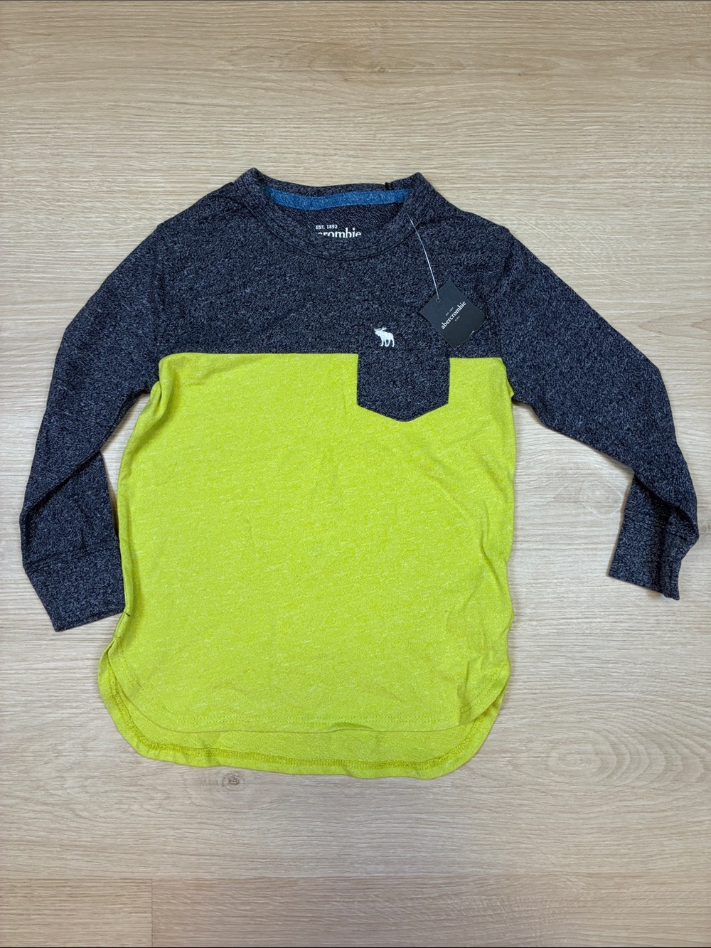 NEW Abercrombie Kids Two-Tone Long Sleeve Shirt in Charcoal & Lime